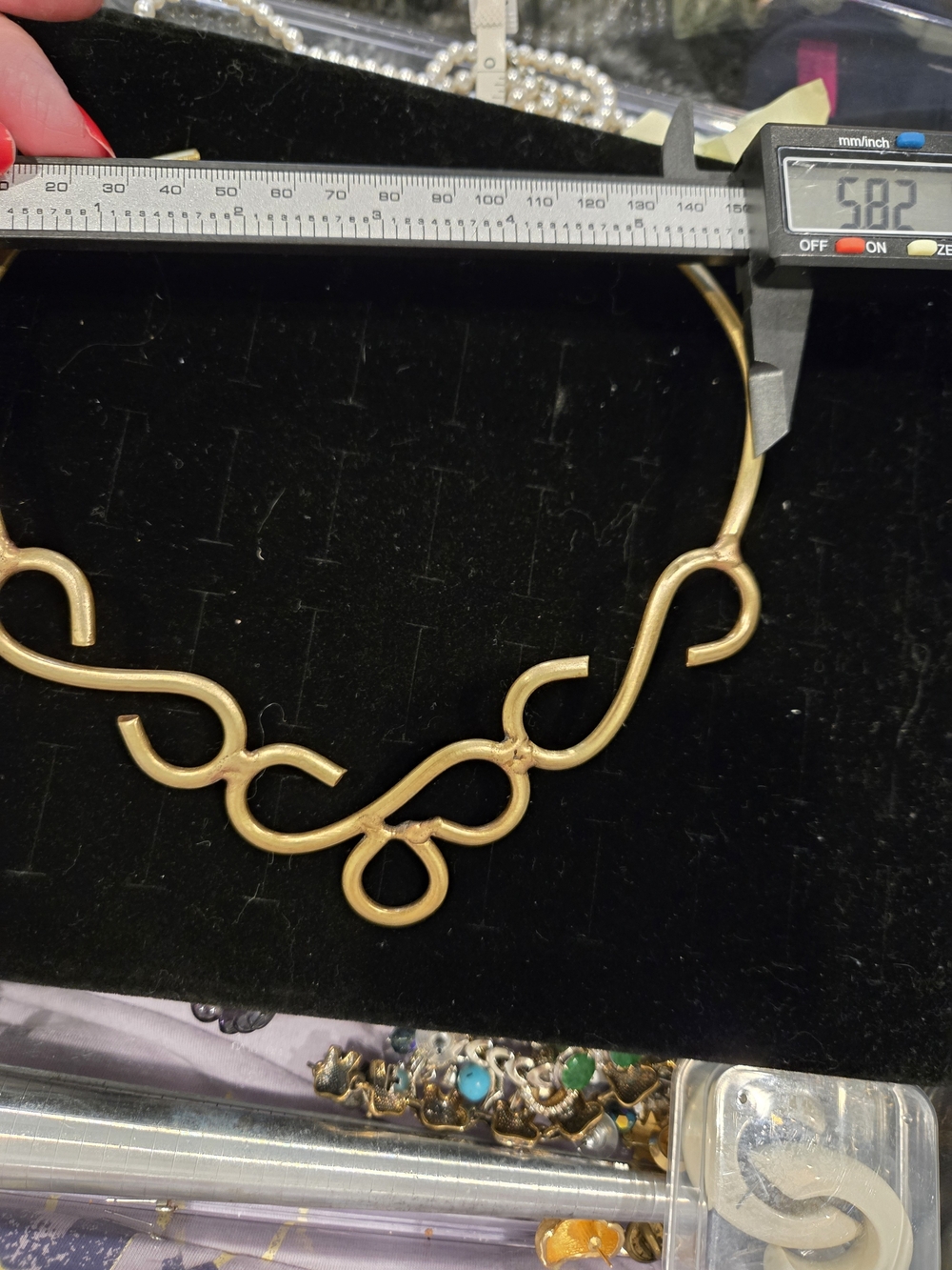 Gold Tone Sculptural Collar Necklace - Vintage Artisan Piece - Picture 7 of 10